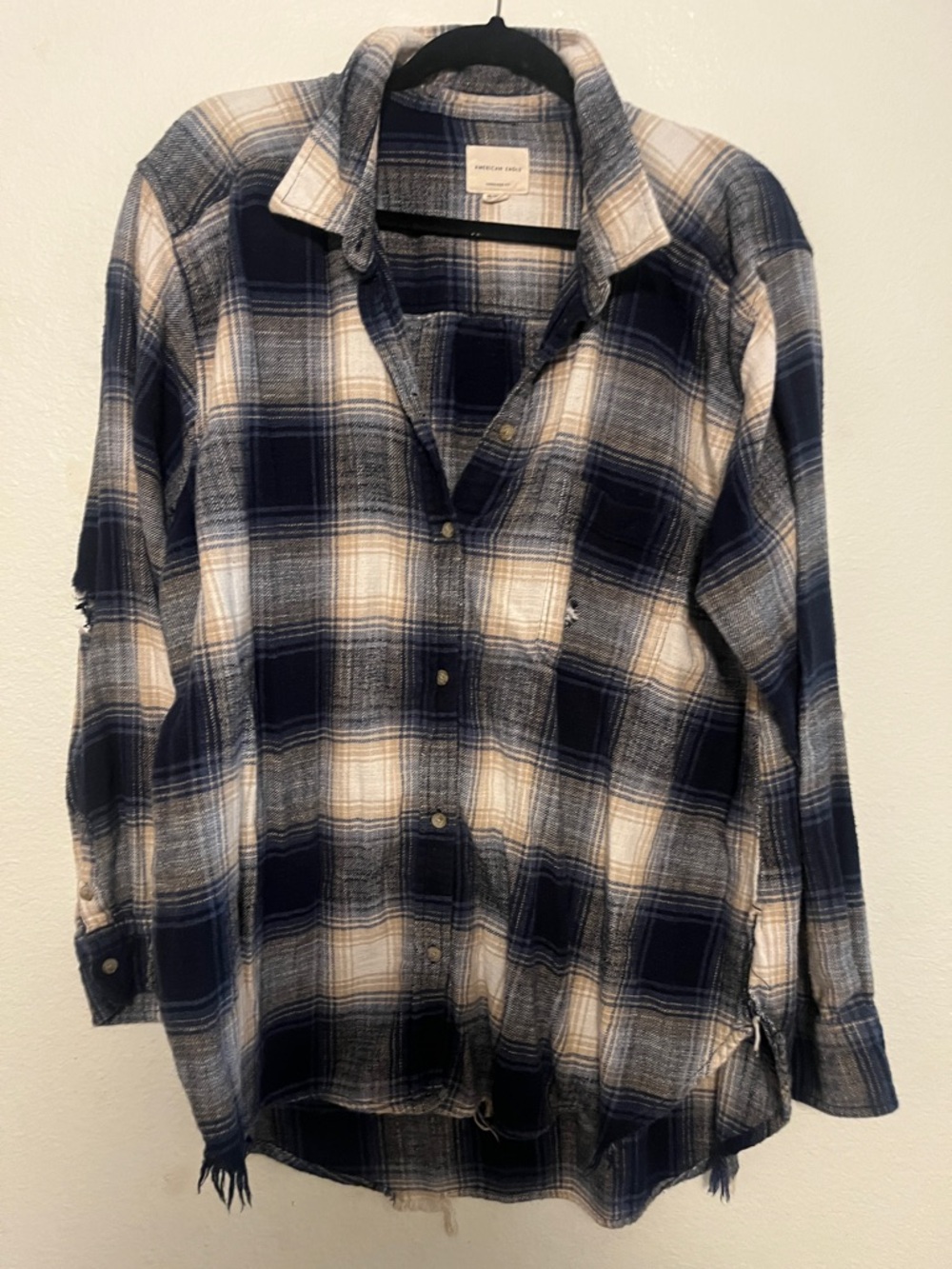 American Eagle Navy and Cream Plaid Button-Up Shirt